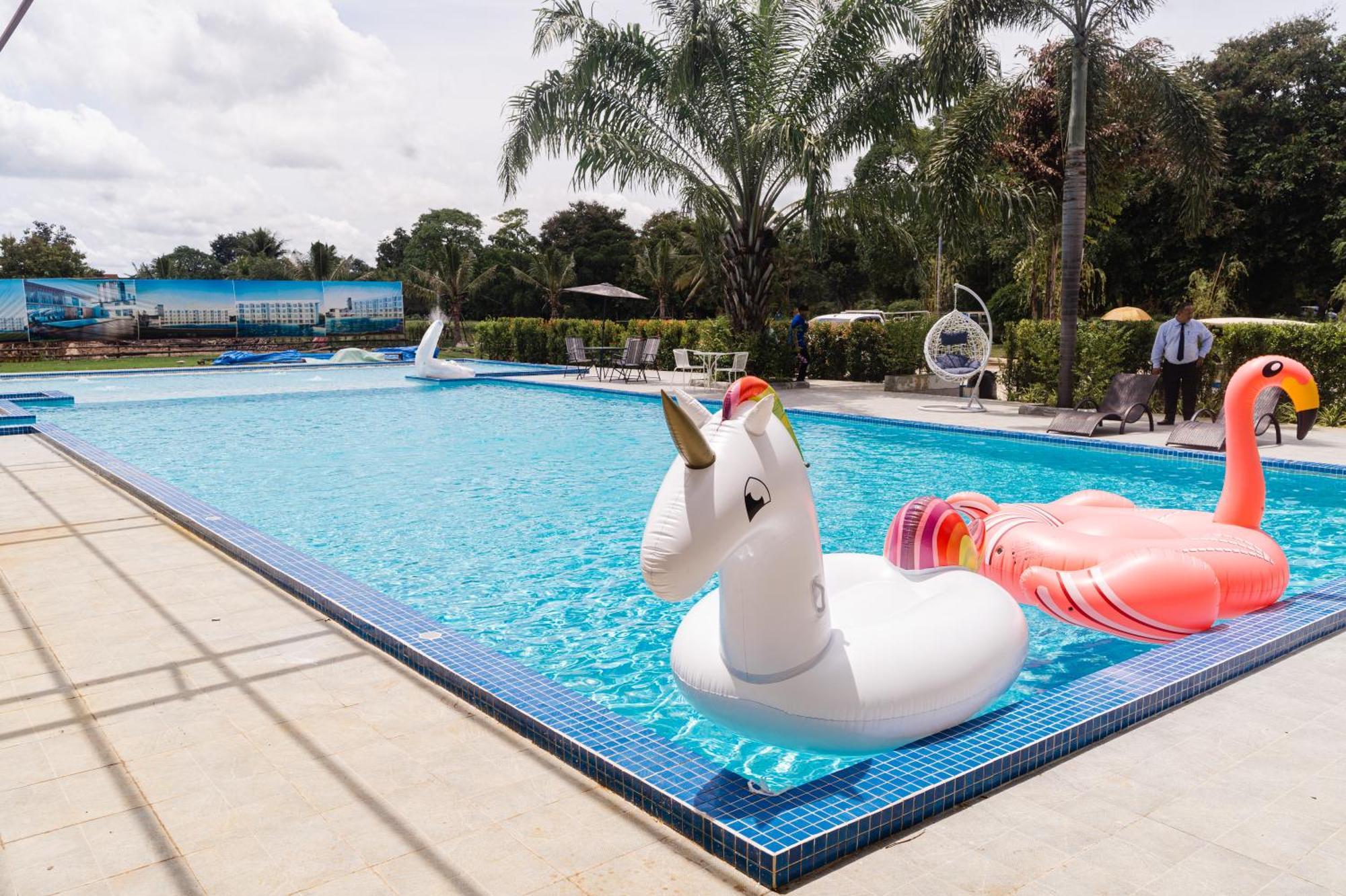 Baan Suan Khun Ta And Golf Resort Ubon Ratchathani Εξωτερικό φωτογραφία
