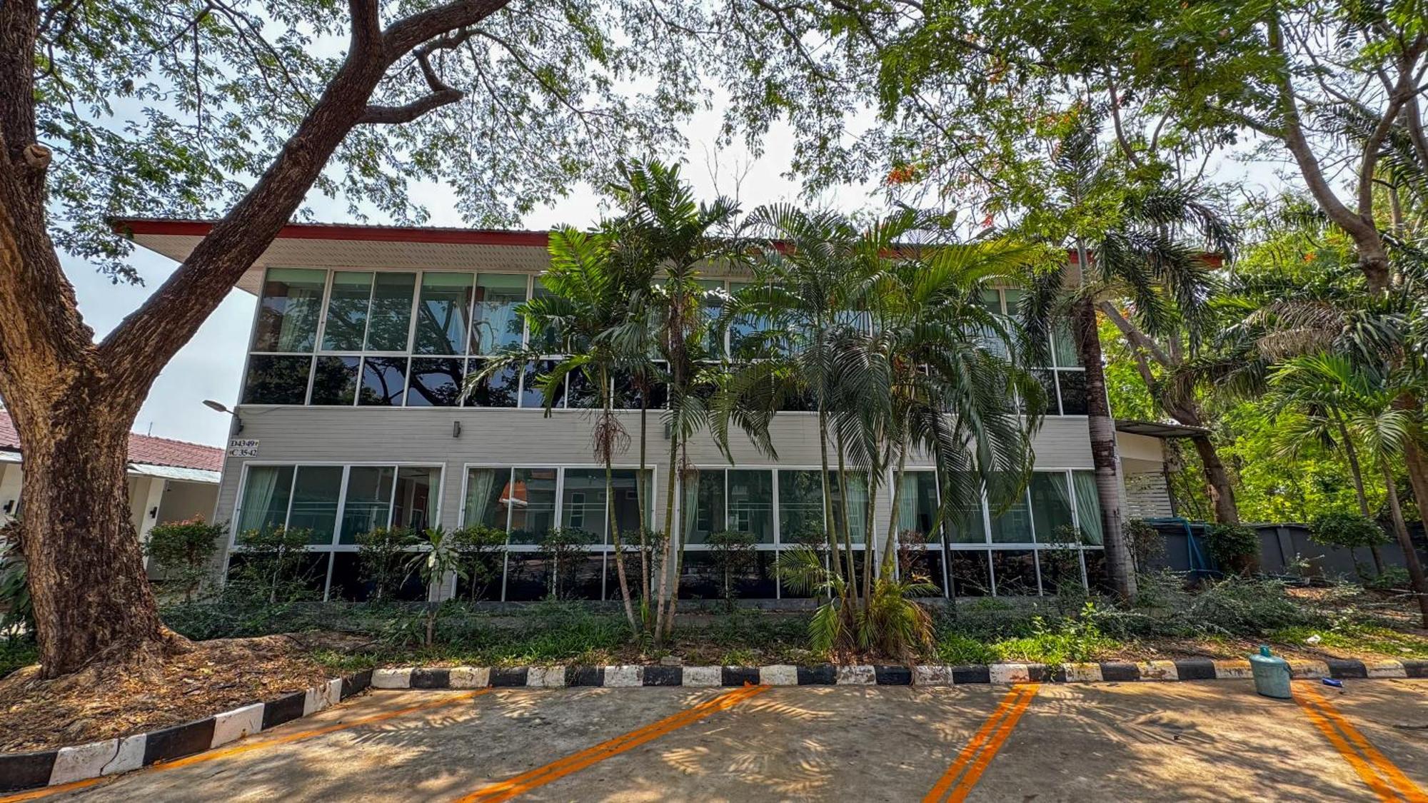 Baan Suan Khun Ta And Golf Resort Ubon Ratchathani Εξωτερικό φωτογραφία