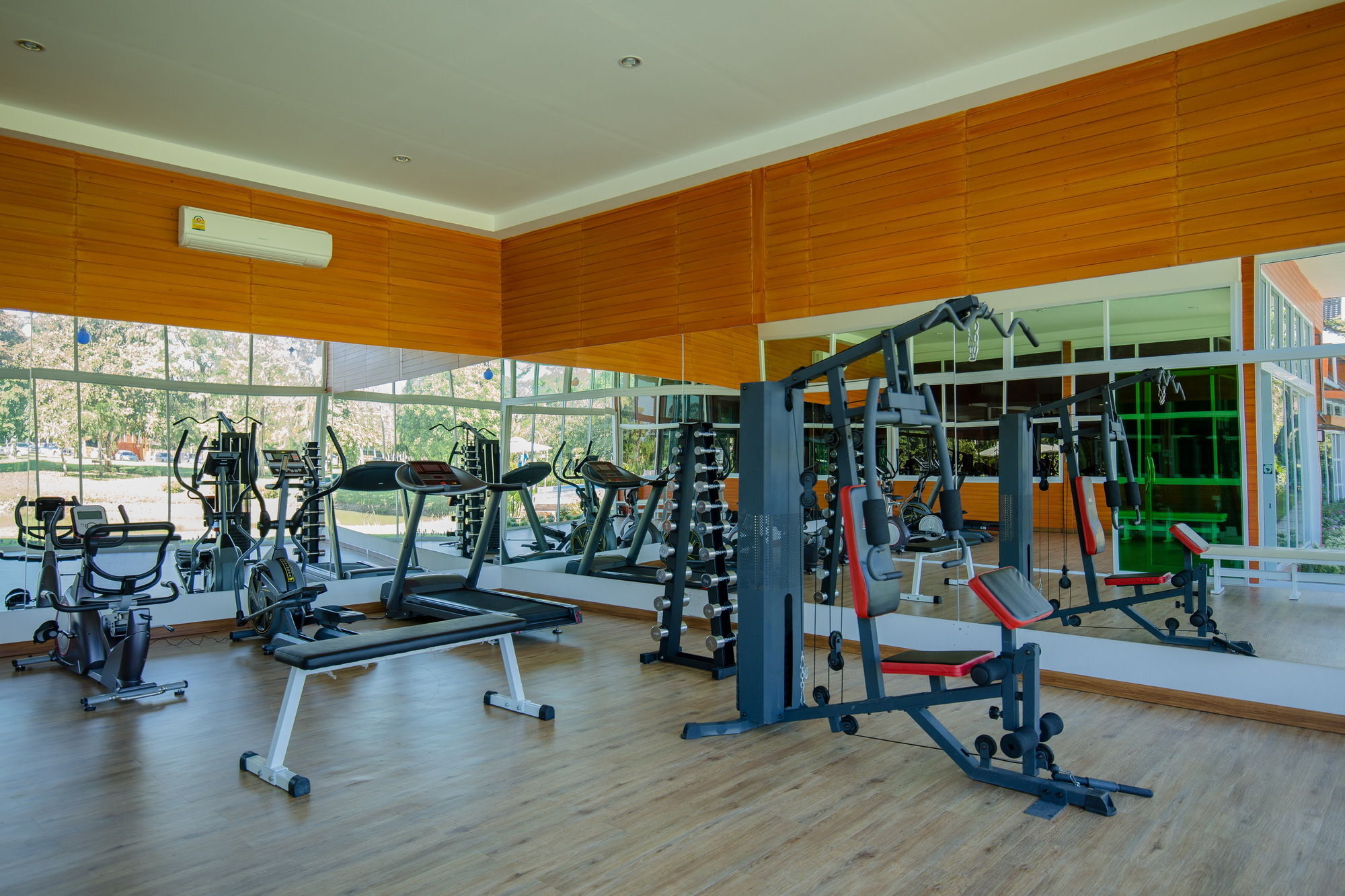 Baan Suan Khun Ta And Golf Resort Ubon Ratchathani Εξωτερικό φωτογραφία