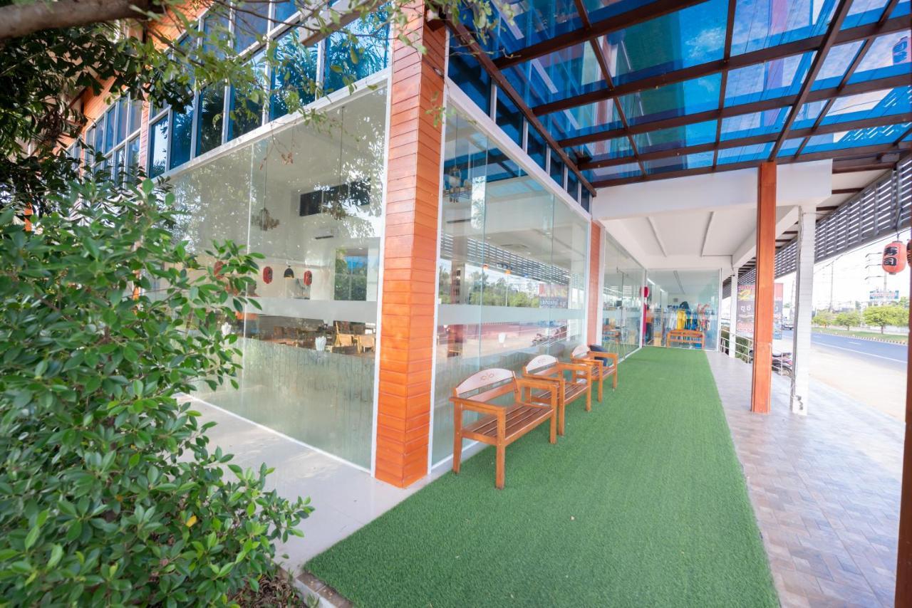 Baan Suan Khun Ta And Golf Resort Ubon Ratchathani Εξωτερικό φωτογραφία